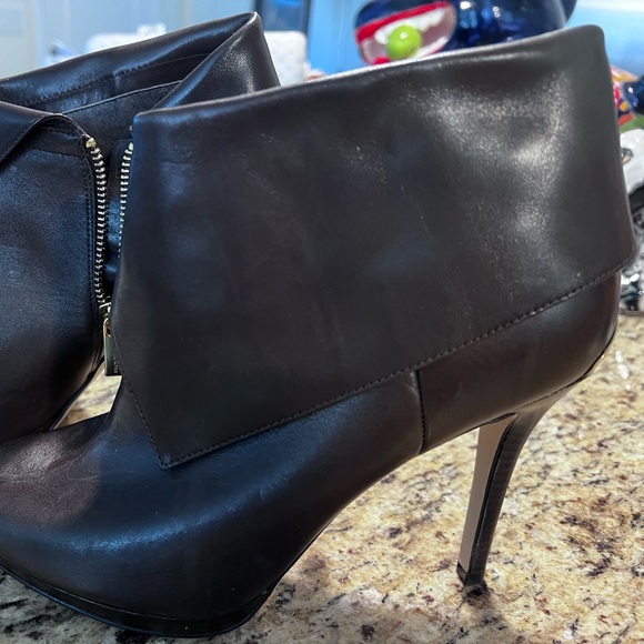 New MICHAEL Michael Kors Brown Leather Ankle Boot 8M Open Toe - Picture 3 of 14